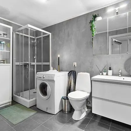 Apartament Big & Cozy 4 Bedroom In Center